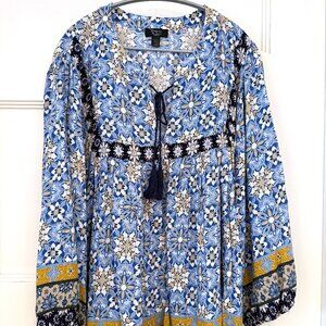 ECU - Size 2X - Blue, White, Tan, Marigold V-Neck Peasant Blouse